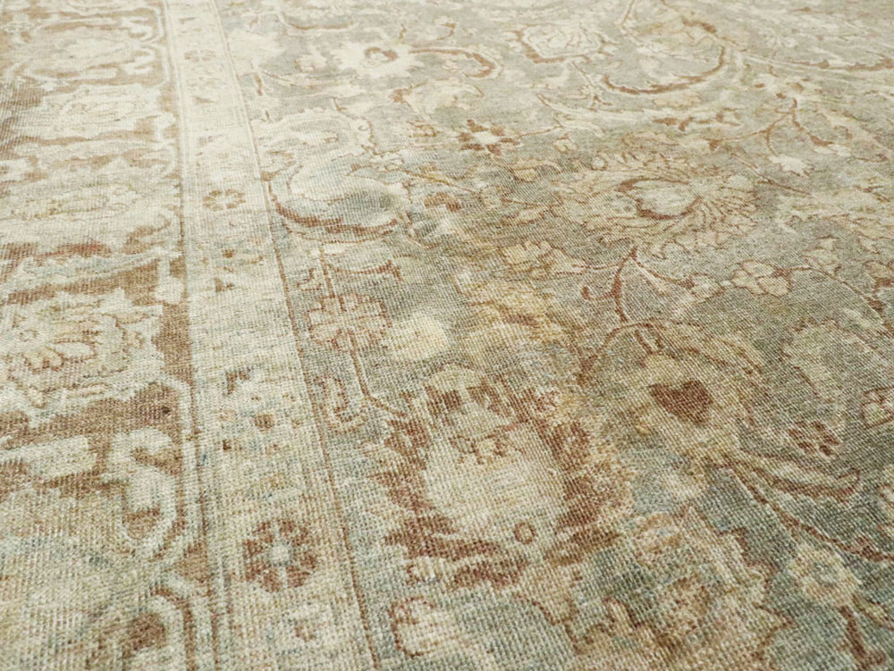 Antique Tabriz Carpet, No.9447 - Galerie Shabab