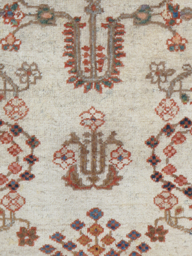 Antique Persian Mahal Rug, No.9460 - Galerie Shabab
