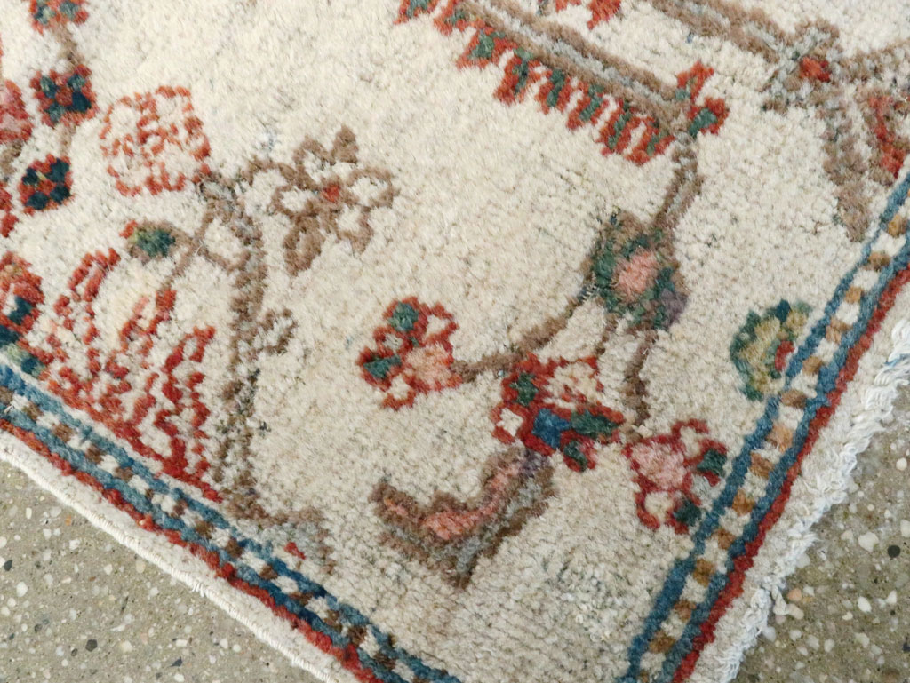 Antique Persian Mahal Rug, No.9460 - Galerie Shabab