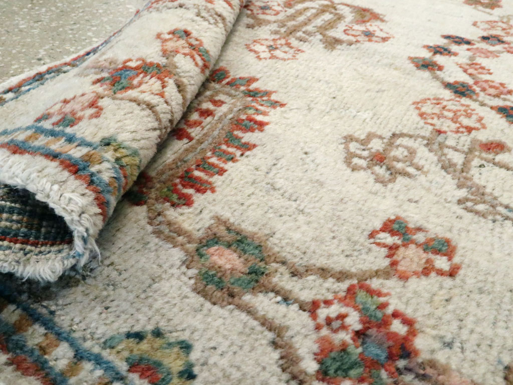 Antique Persian Mahal Rug, No.9460 - Galerie Shabab