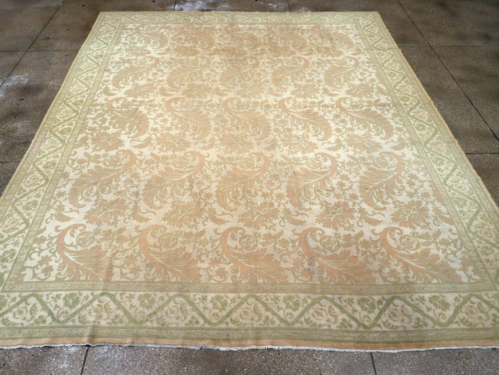 Antique Cuenca Carpet, No.9463 - Galerie Shabab