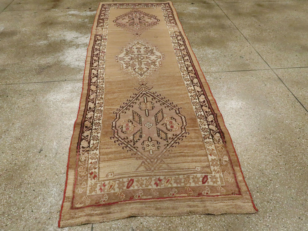 Antique Persian Serab Runner, No.9476 - Galerie Shabab