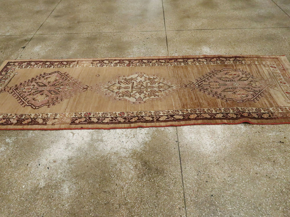 Antique Persian Serab Runner, No.9476 - Galerie Shabab