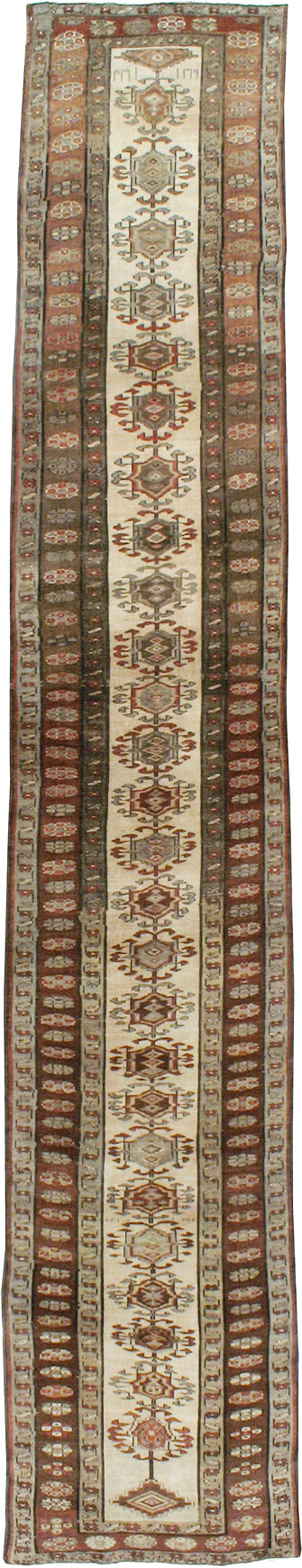 Antique Persian Kurdish Runner, No.9487 - Galerie Shabab