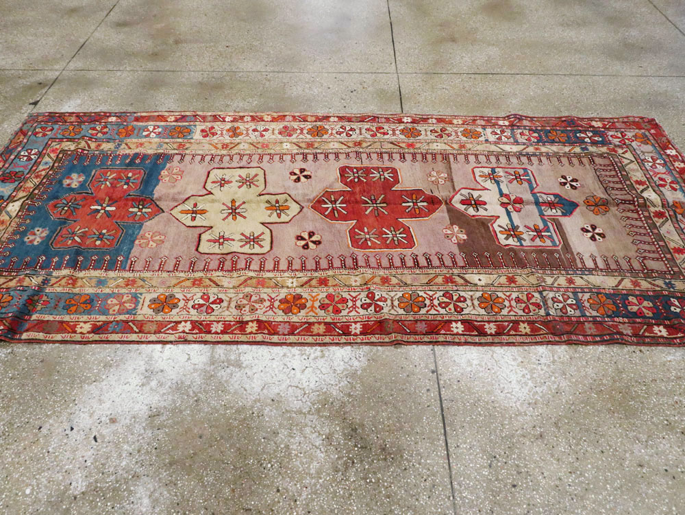 Antique Caucasian Kazak Carpet, No.9489 - Galerie Shabab
