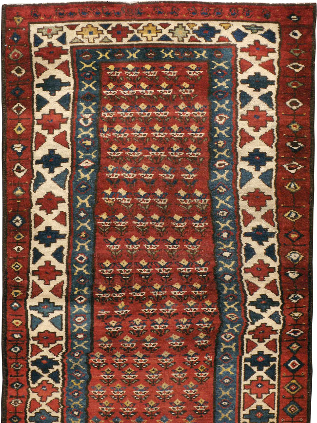 Antique Persian Hamadan Runner, No.9496 - Galerie Shabab