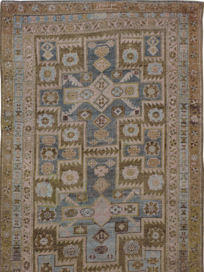 Antique Bakshaish Runner, No.9497 - Galerie Shabab