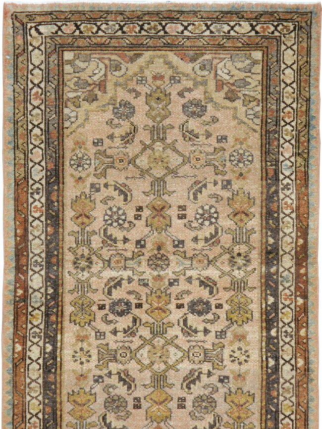 Antique Malayer Runner, No.9512 - Galerie Shabab