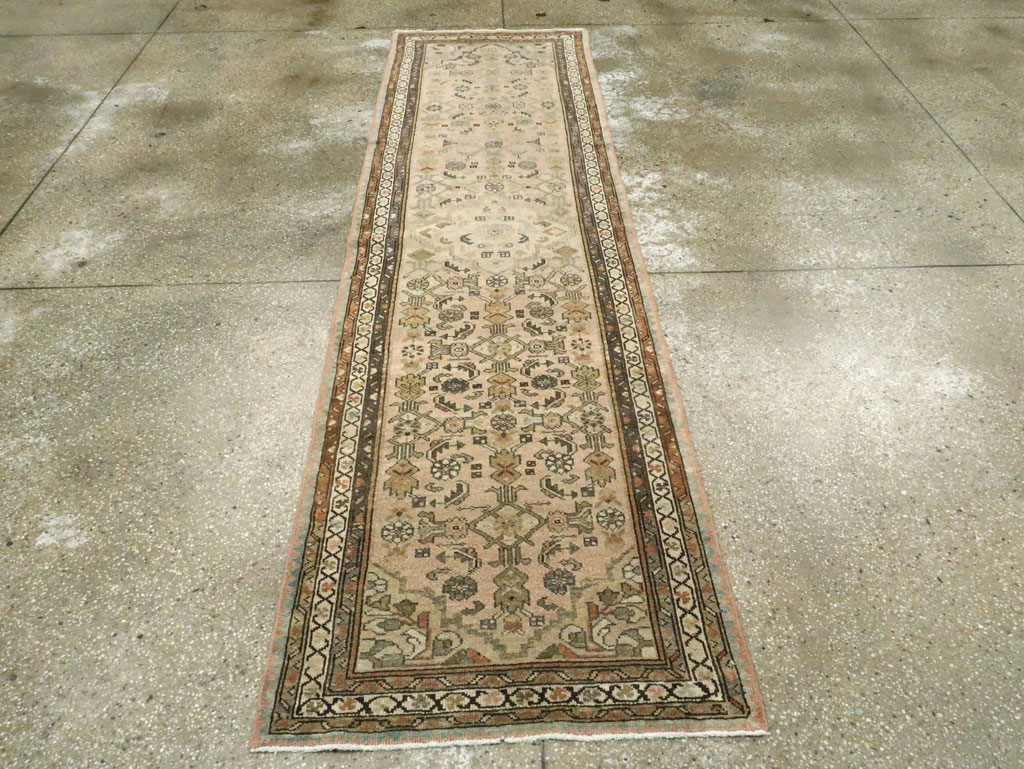 Antique Malayer Runner, No.9512 - Galerie Shabab