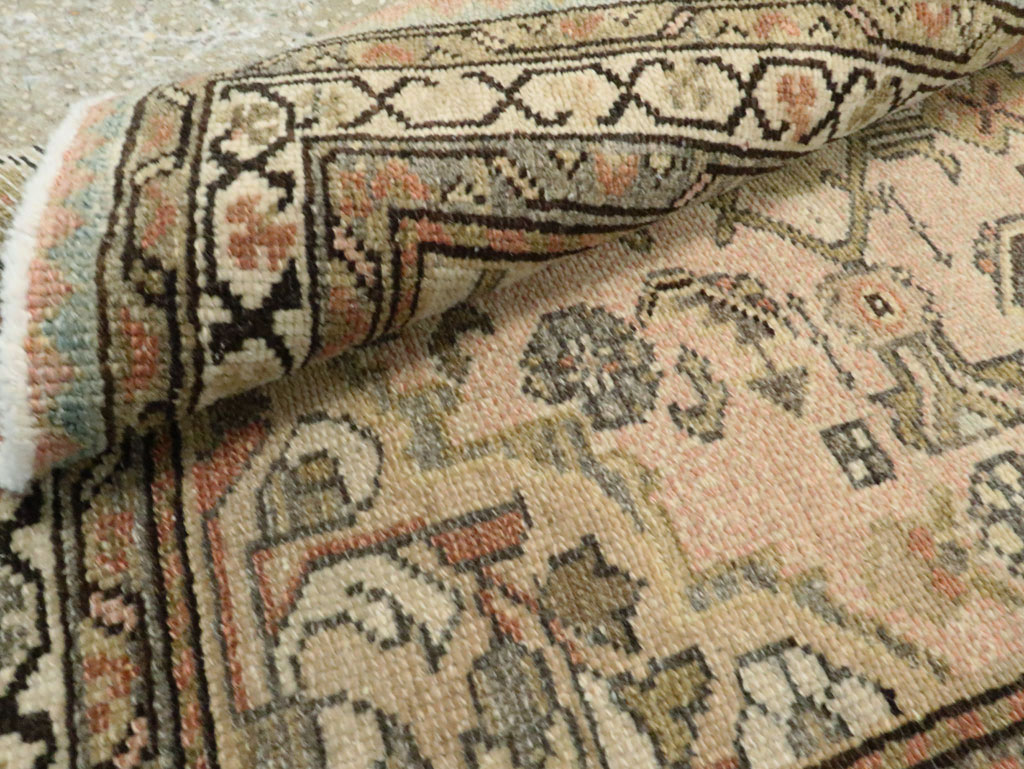 Antique Malayer Runner, No.9512 - Galerie Shabab