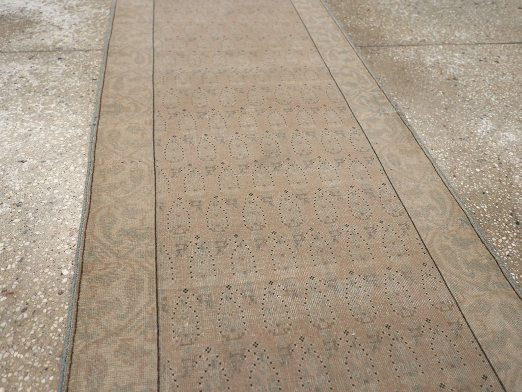 Antique Turkish Sivas Runner, No.9516 - Galerie Shabab