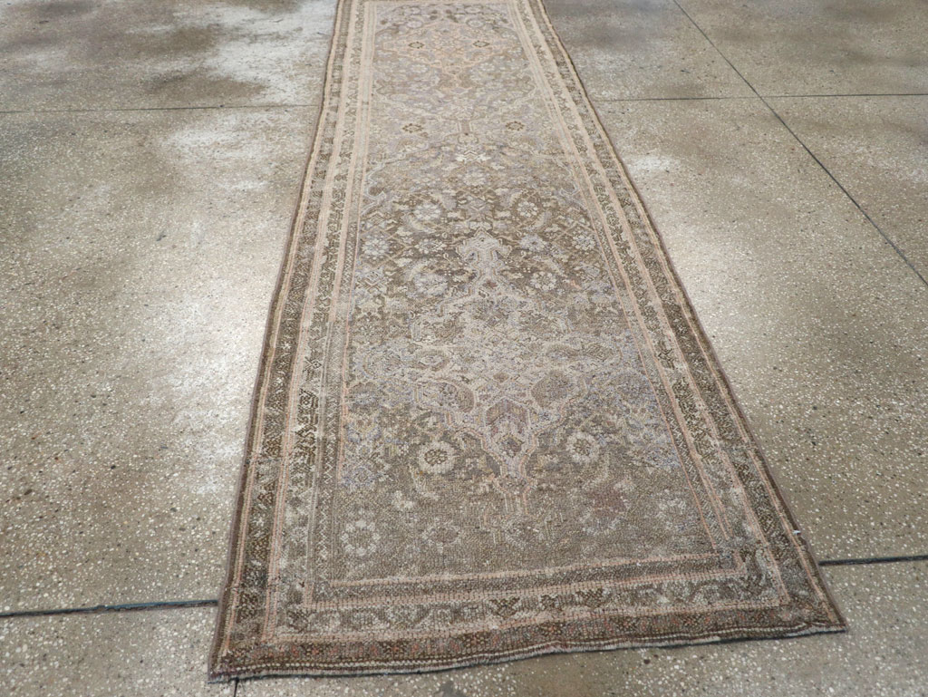 Antique Persian Malayer Runner, No.9517 - Galerie Shabab