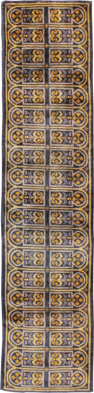 A European Savonnerie Runner, No.9521 - Galerie Shabab