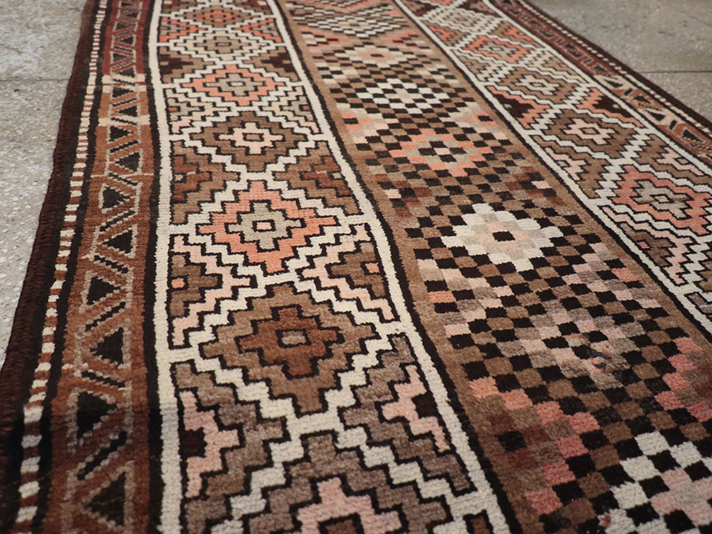 Antique Persian Kurdish Runner, No.9526 - Galerie Shabab