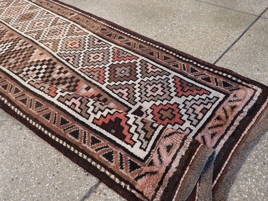 Antique Persian Kurdish Runner, No.9526 - Galerie Shabab