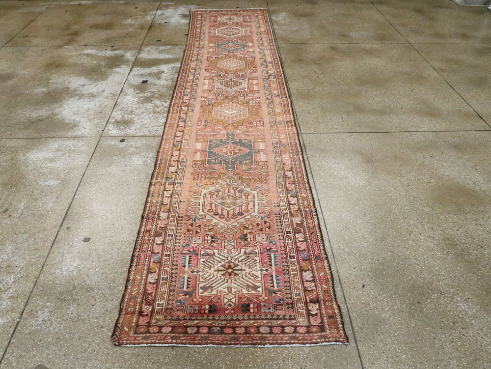 Persian Karajeh Runner, No.9535 - Galerie Shabab