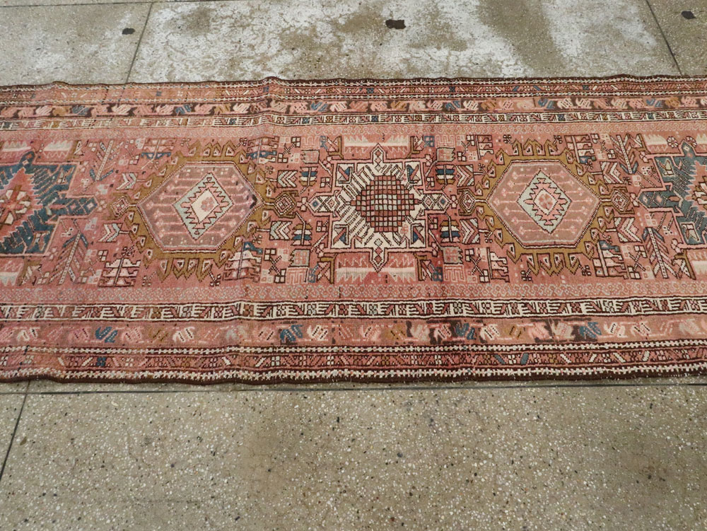 Persian Karajeh Runner, No.9535 - Galerie Shabab