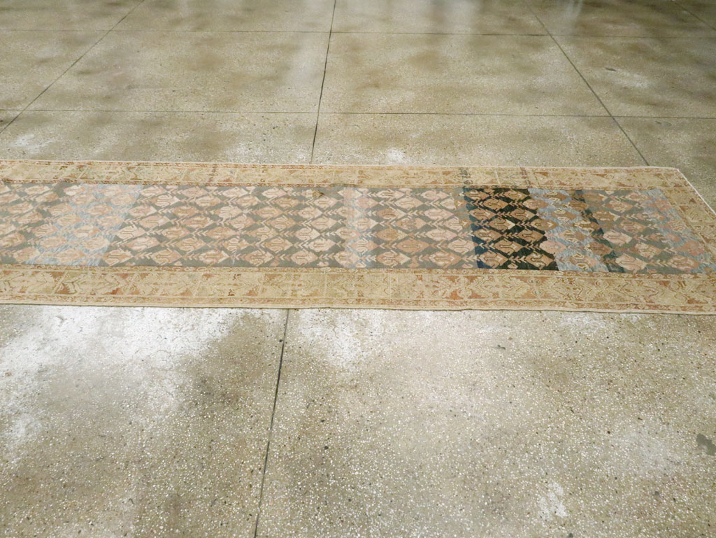 Antique Persian Malayer Runner, No.9541 - Galerie Shabab