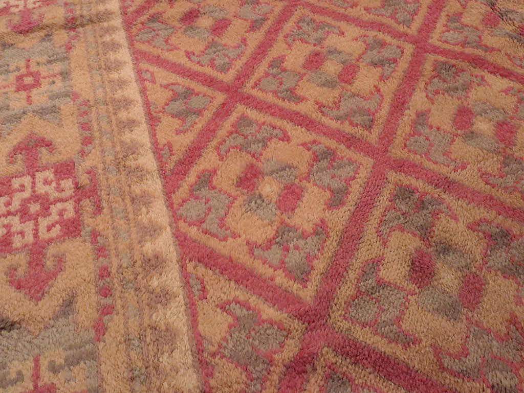 Vintage Austrian Continental Carpet, No.9595 - Galerie Shabab