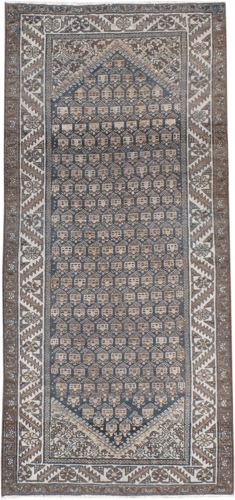 A Malayer Rug, No.9611 - Galerie Shabab
