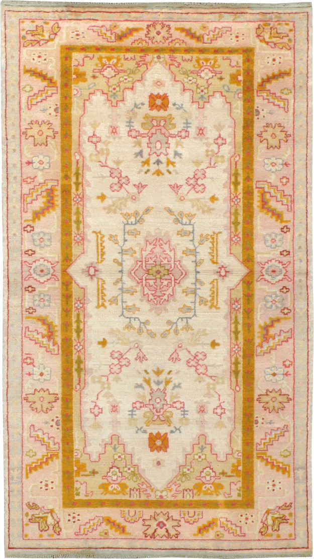 Antique Turkish Oushak Rug, No.9640 - Galerie Shabab