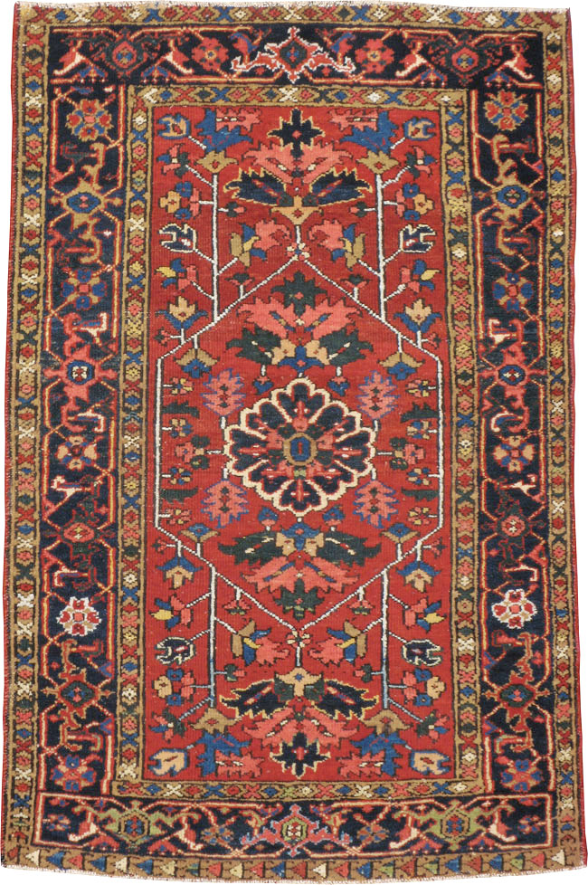 Antique Persian Karajeh Rug, No.9647 - Galerie Shabab