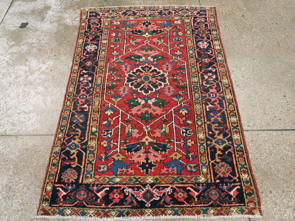 Antique Persian Karajeh Rug, No.9647 - Galerie Shabab