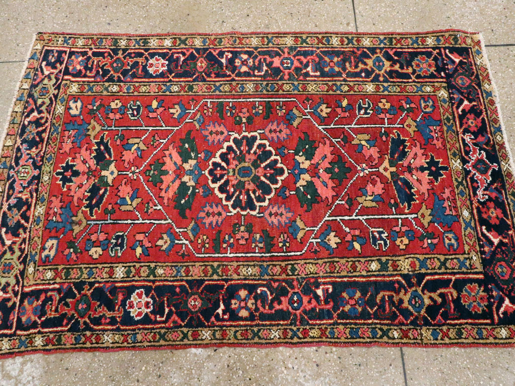 Antique Persian Karajeh Rug, No.9647 - Galerie Shabab