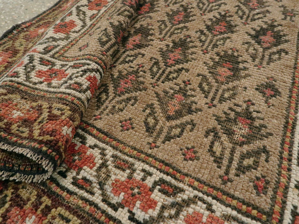 Antique Persian Kurdish Rug, No.9657 - Galerie Shabab