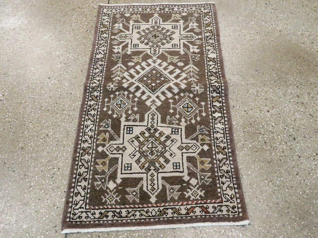 Antique Persian Karajeh Rug, No.9662 - Galerie Shabab