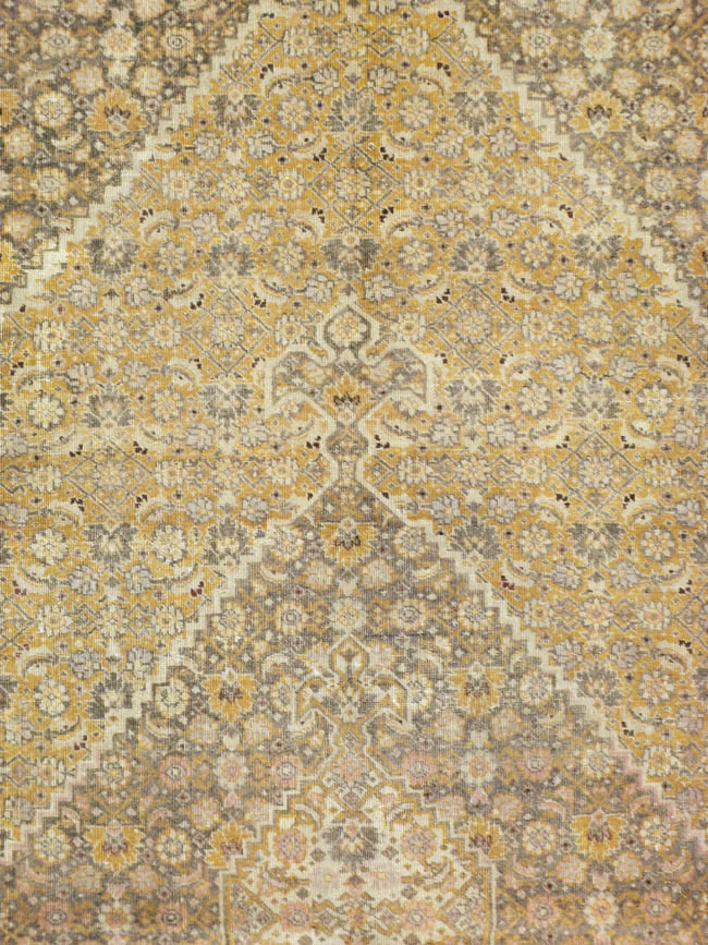 Antique Persian Tabriz Carpet, No.9669 - Galerie Shabab