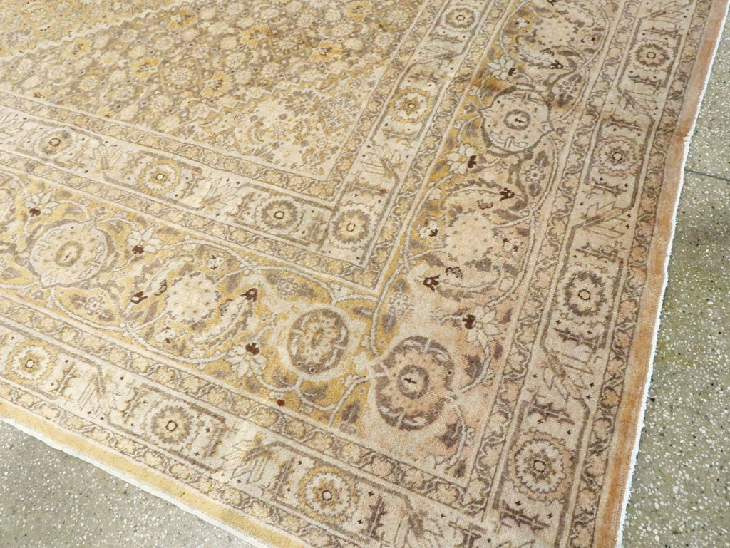 Antique Persian Tabriz Carpet, No.9669 - Galerie Shabab