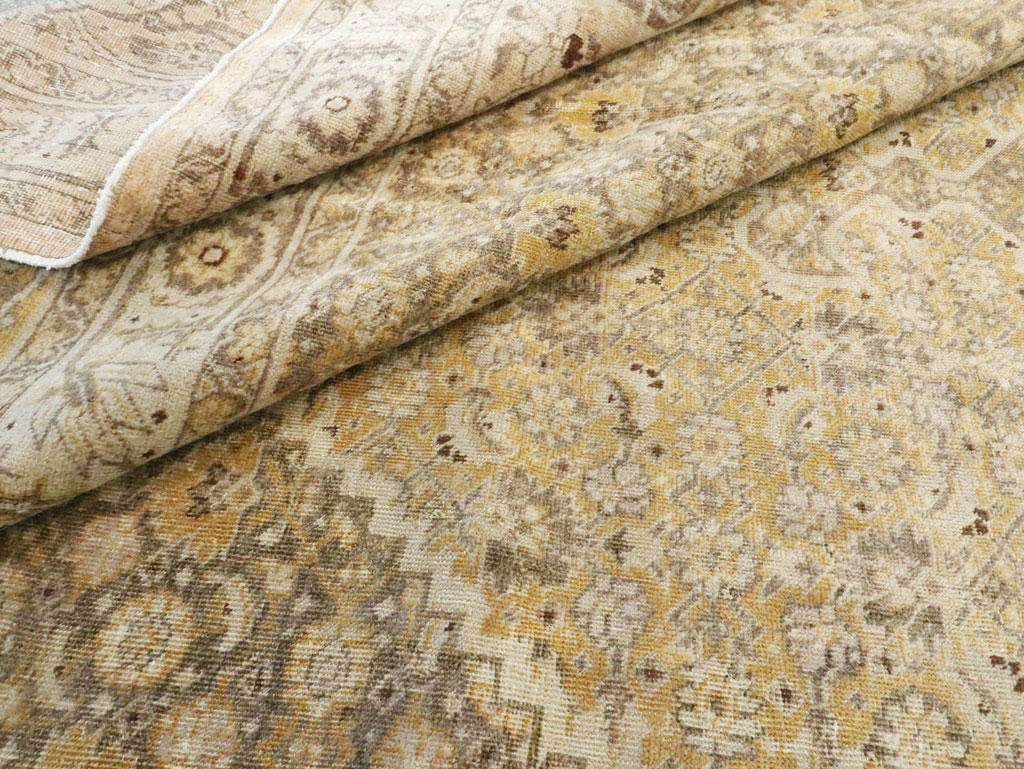 Antique Persian Tabriz Carpet, No.9669 - Galerie Shabab