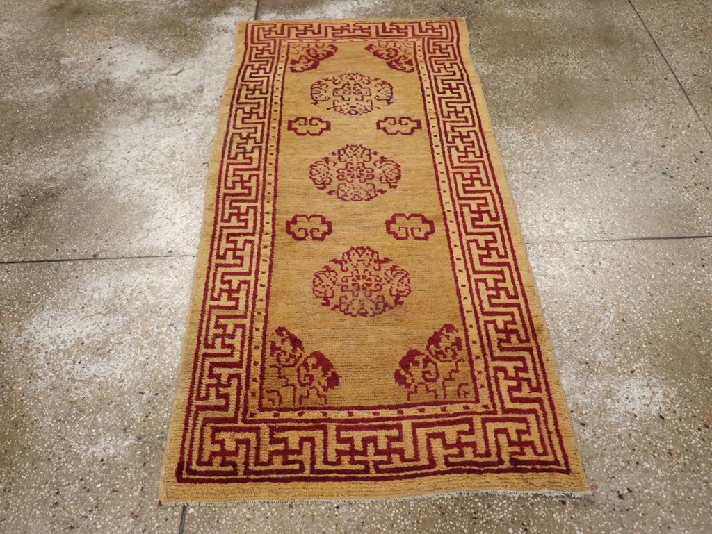 Vintage Chinese Art Deco Throw Rug, No.9714 - Galerie Shabab
