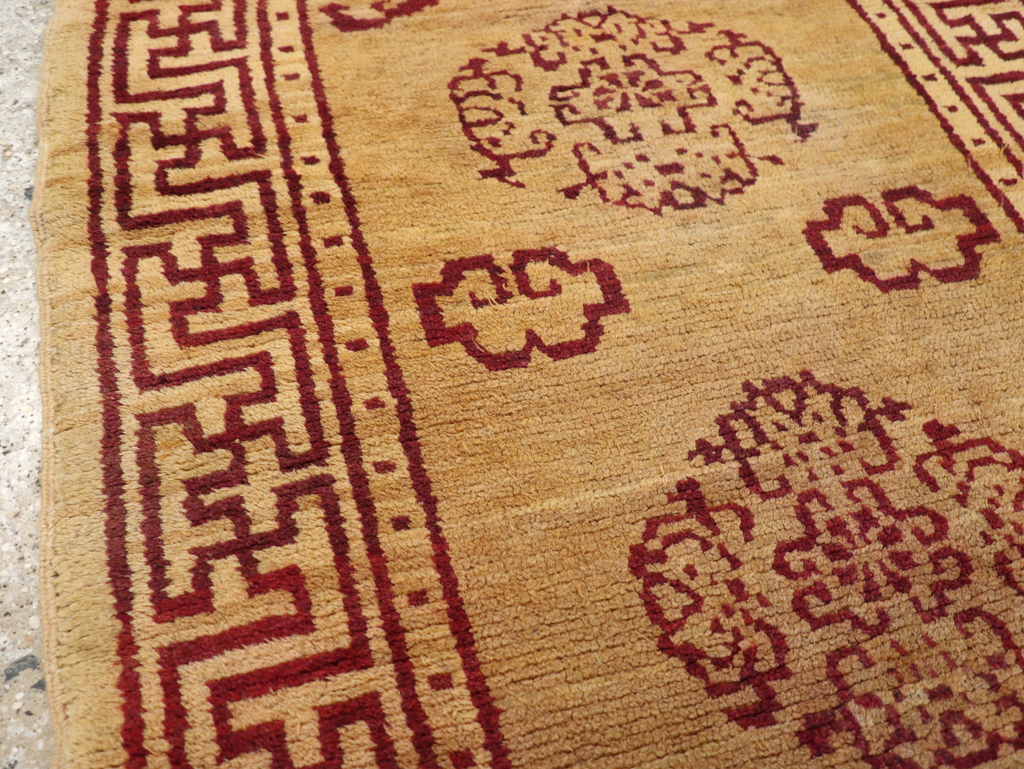 Vintage Chinese Art Deco Throw Rug, No.9714 - Galerie Shabab