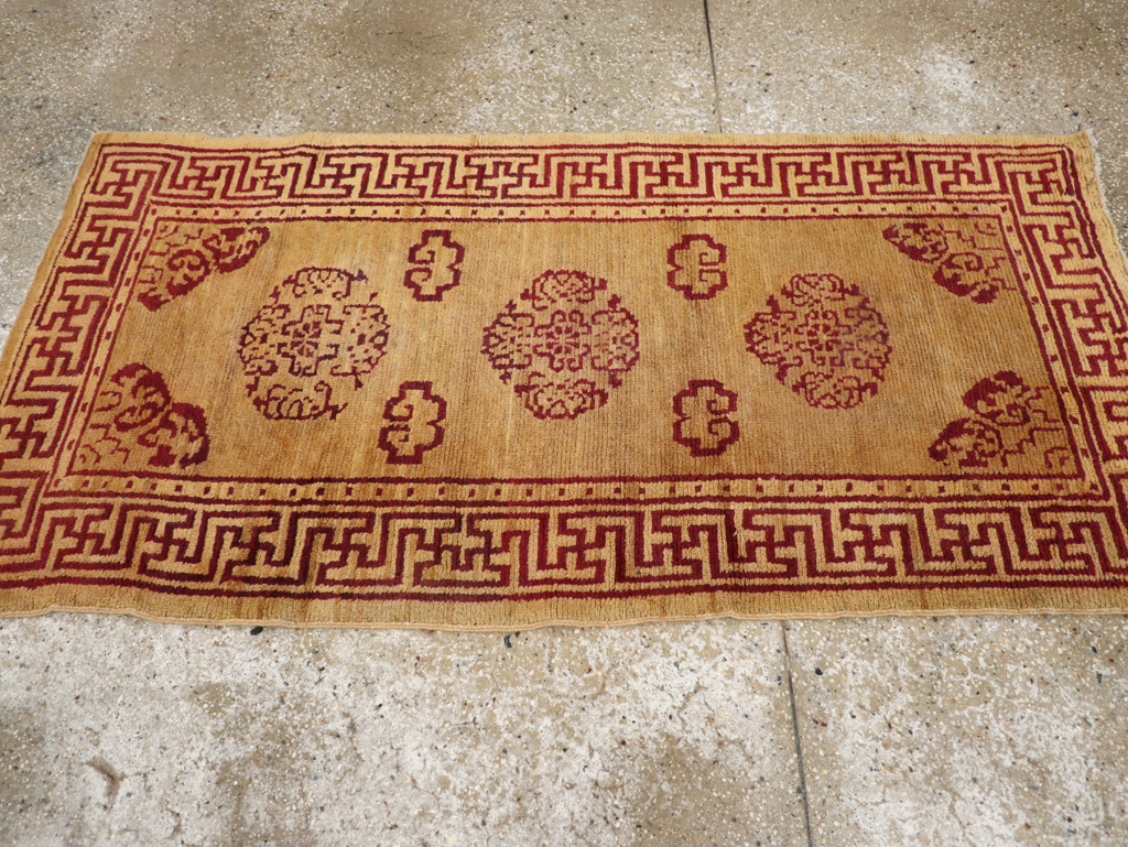 Vintage Chinese Art Deco Throw Rug, No.9714 - Galerie Shabab