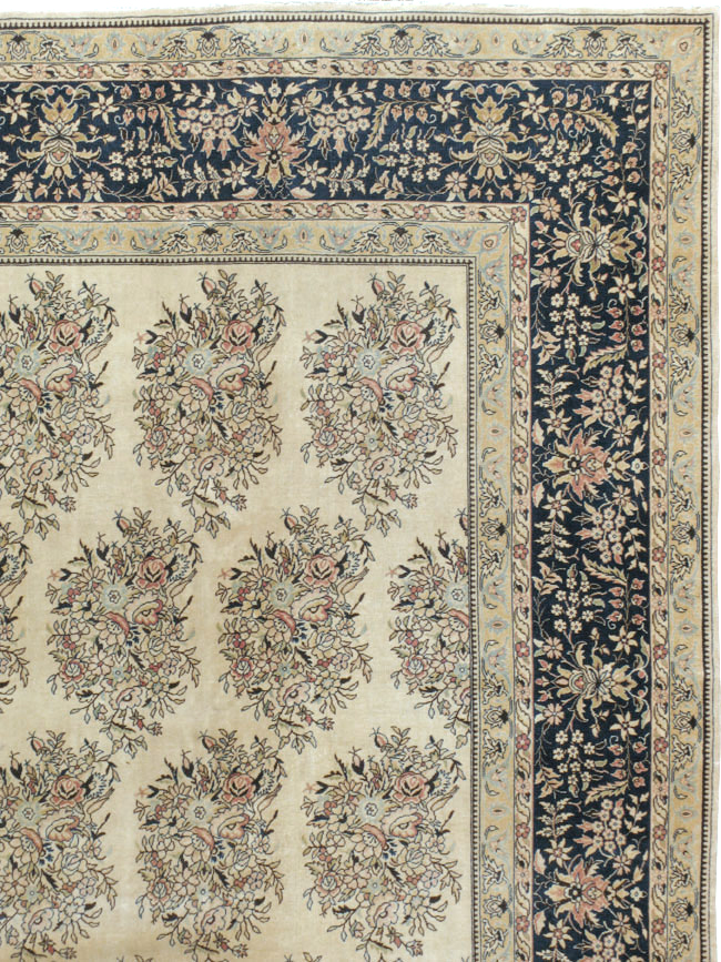 Semi-Antique Tabriz Carpet, No.9735 - Galerie Shabab