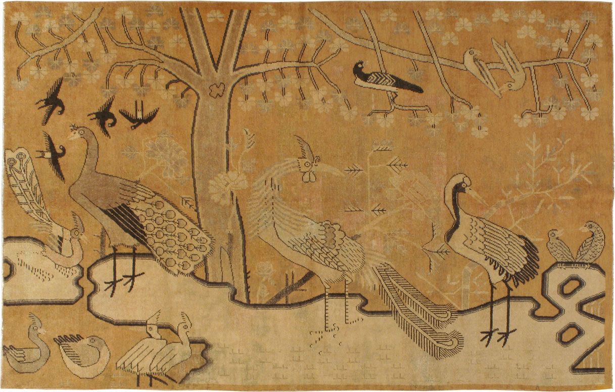 A Khotan Carpet, No.9743 - Galerie Shabab