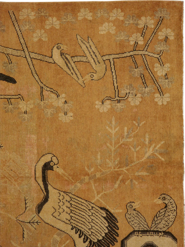A Khotan Carpet, No.9743 - Galerie Shabab