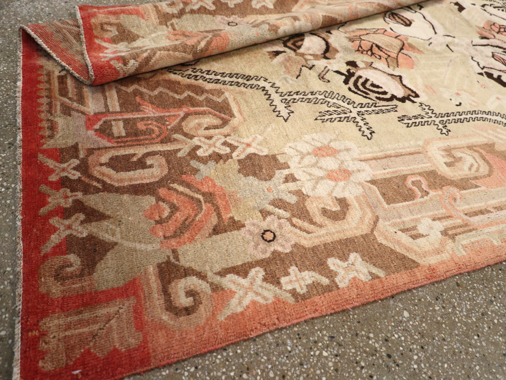 A Khotan Carpet, No.9744 - Galerie Shabab