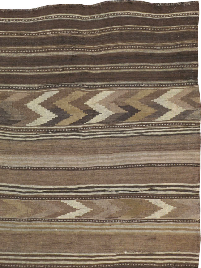 A Vintage Kilim, No.9786 - Galerie Shabab