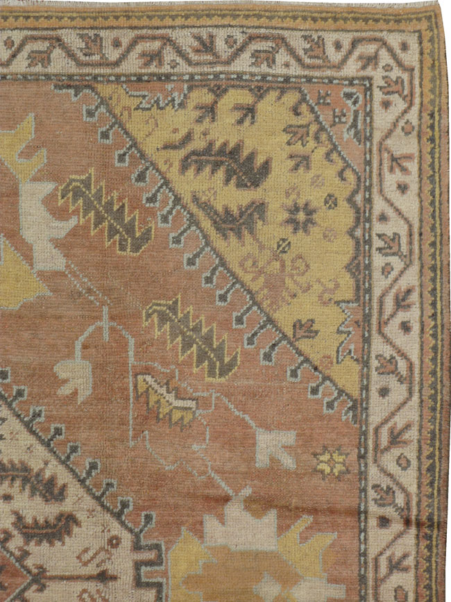 An Oushak Carpet, No.9802 - Galerie Shabab