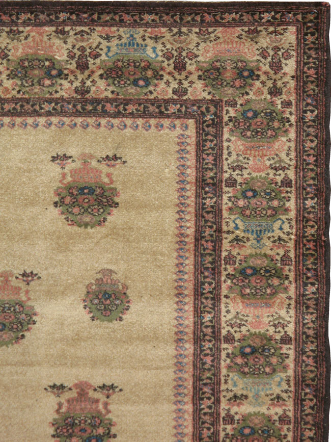 A Serab Carpet, No.9809 - Galerie Shabab