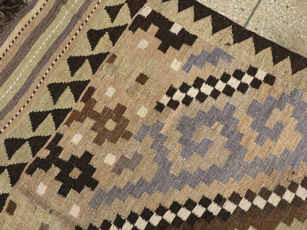 Vintage Scandinavian Flatweave Kilim Runner, No.9812 - Galerie Shabab