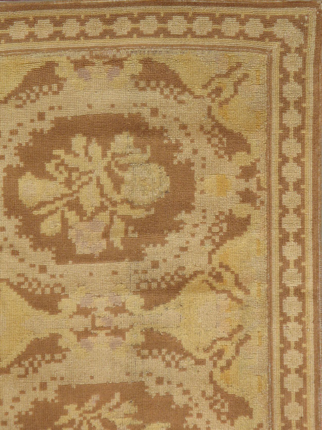 Vintage Portuguese Needlepoint Rug, No.9826 - Galerie Shabab