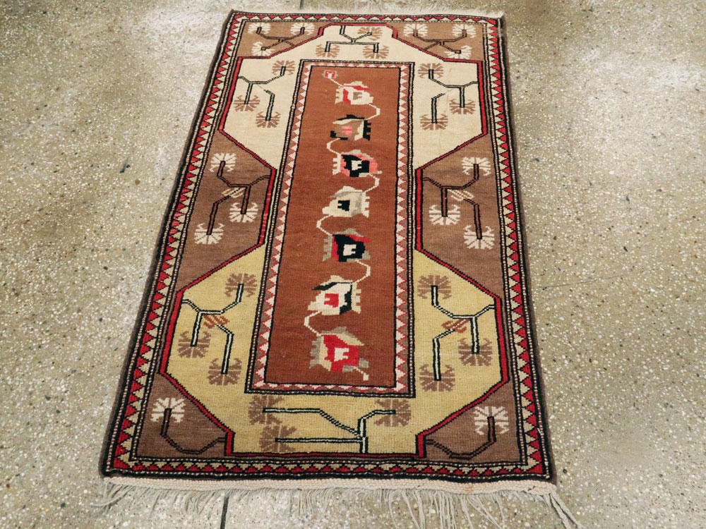 Vintage Turkish Anatolian Rug, No.9827 - Galerie Shabab