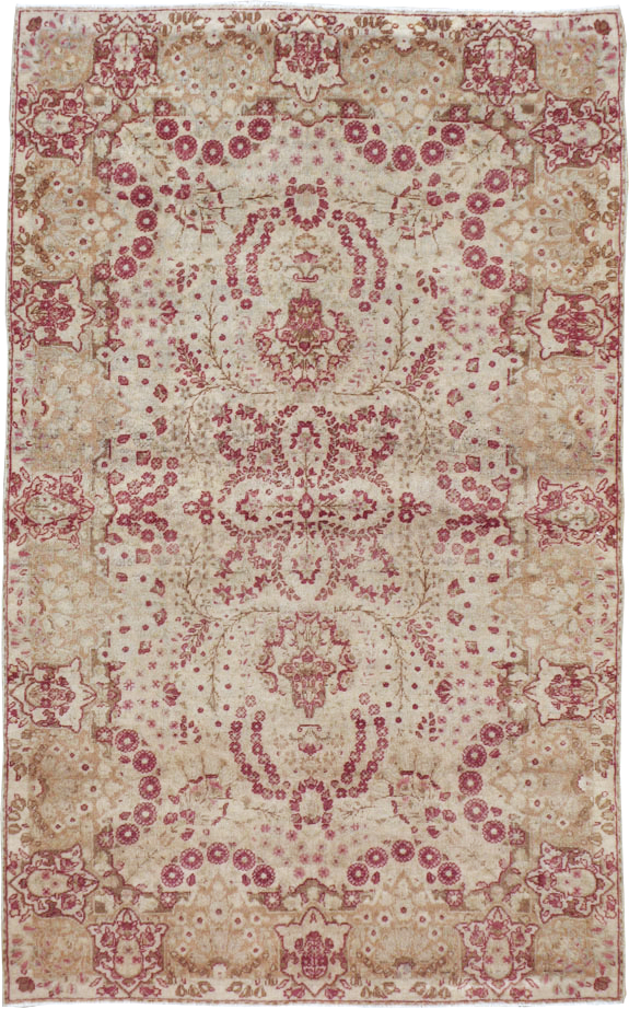 Antique Persian Lavar Kerman Rug, No.9830 - Galerie Shabab