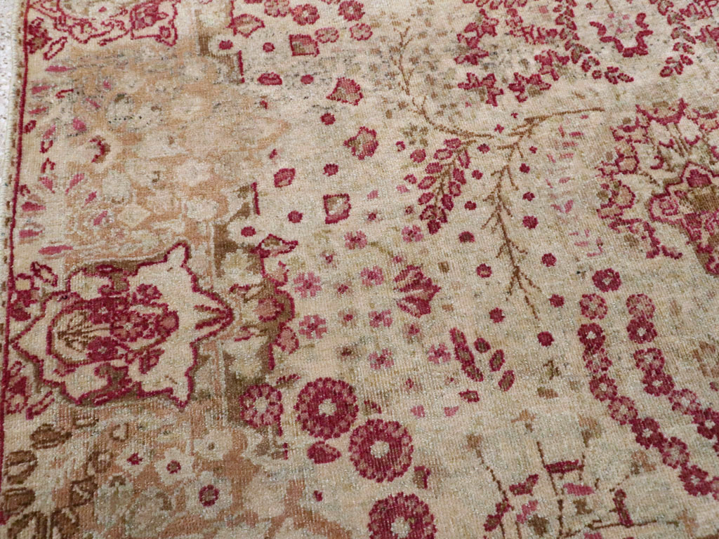 Antique Persian Lavar Kerman Rug, No.9830 - Galerie Shabab