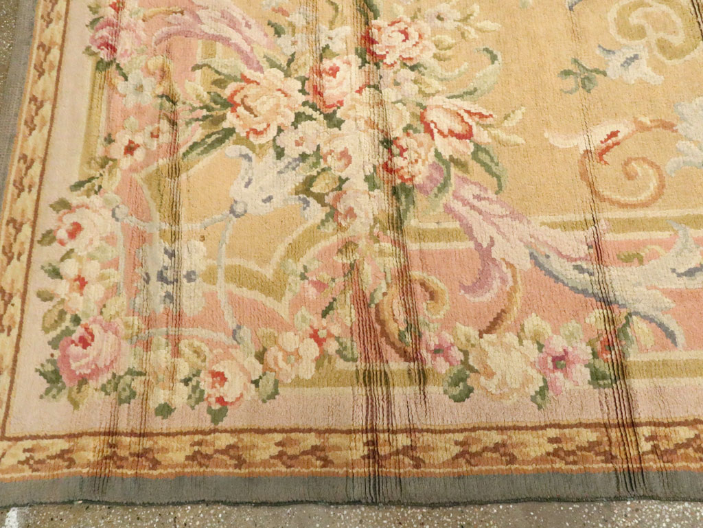 Vintage European Savonnerie Carpet, No.9835 - Galerie Shabab