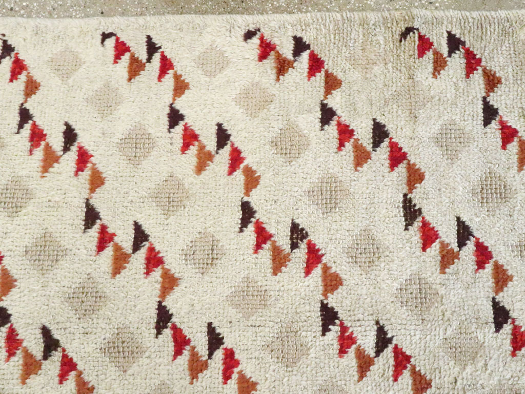 An Art Deco Carpet, No.9838 - Galerie Shabab